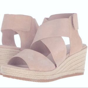Eileen Fisher Women’s Willow 3 Espadrille Wedge Sandal Taupe Beige Size 7